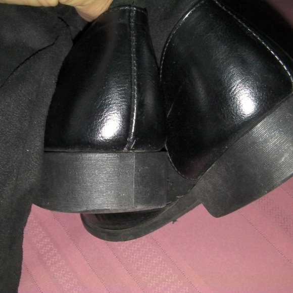 Black Boots with Cloth Top -- size 8 - Picture 3 of 4
